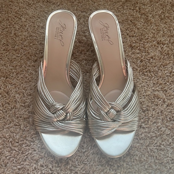 Jewel Badgley Mischka Mia Twisted Gold Leather Mules, size 8.5, NEW w/ box - Picture 4 of 7